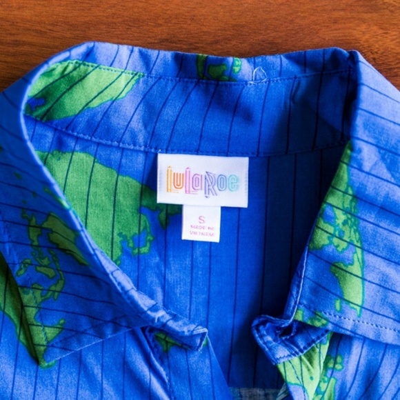 LulaRoe EARTH GLOBE Button Up Casual Shirt - Picture 4 of 4